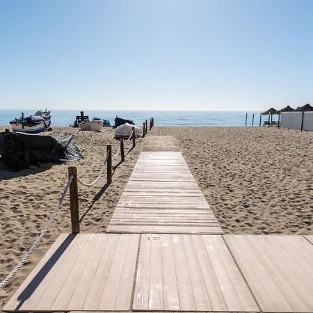 Malagasuite Fuengirola Beach & Sun Exterior photo