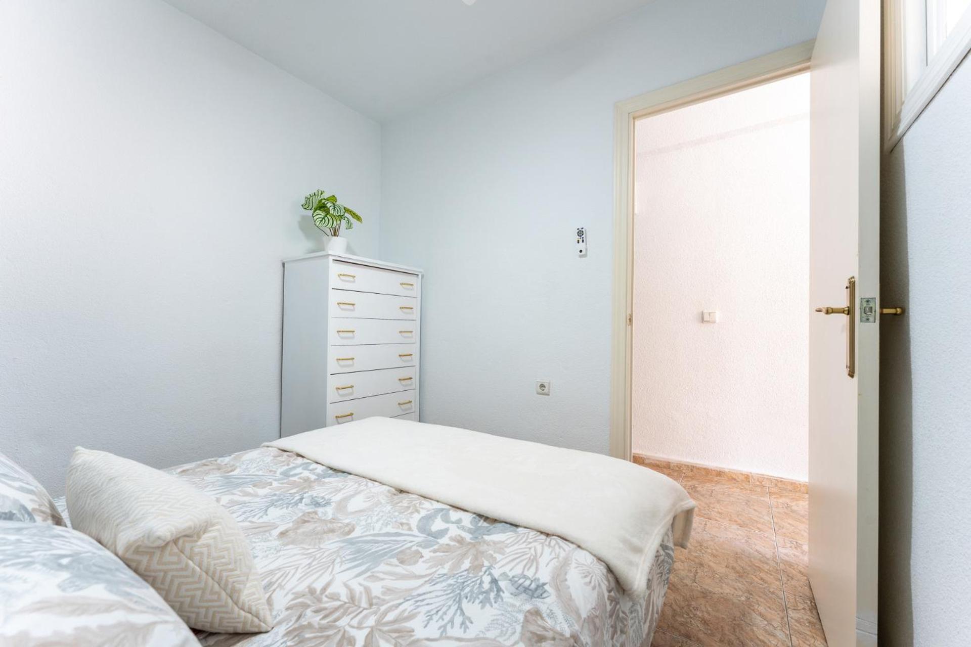 Malagasuite Fuengirola Beach & Sun Exterior photo